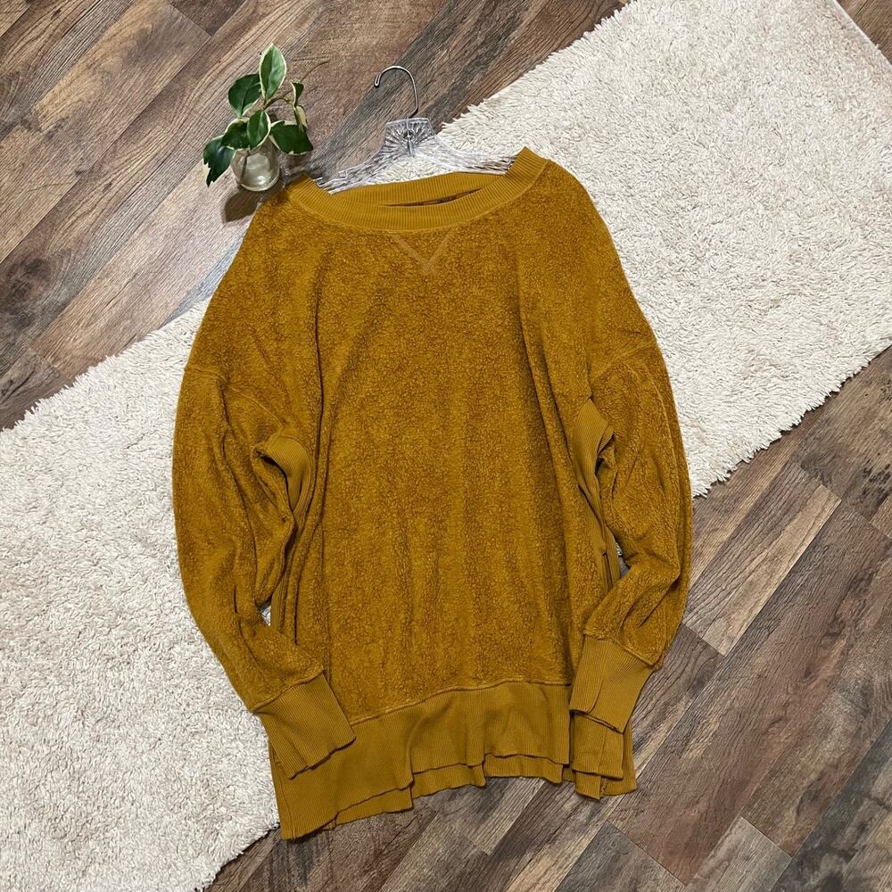 Aerie Large Oversized Mustard Yellow Faux Sherpa Crewneck Pullover Sweatshirt